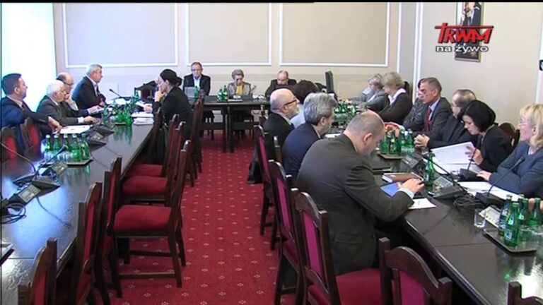 Posiedzenie Komisji Kultury i Środków Przekazu w sprawie kryteriów nakładania kar przez KRRiT
