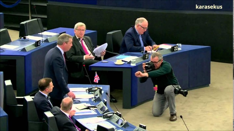 Nigel Farage: Armia UE? Kogo pan bierze za głupków, panie Juncker?
