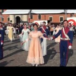 Polonez na placu Zamkowym w Święto Konstytucji 3 Maja