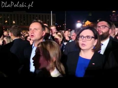 Prezydent-elekt Andrzej Duda śpiewa patriotyczne piosenki