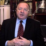 Niełatwe jest życie bezpieczniaków, kiedy muszą sami podejmować decyzje