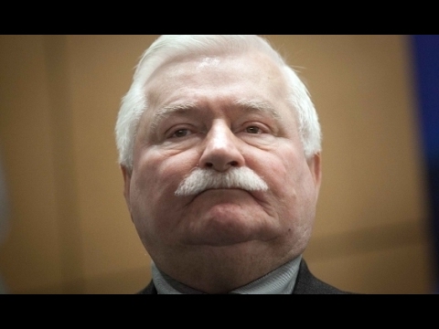 Lecha Wałęsy musi bronić Anja Rubik, autorytet… ze świata mody!