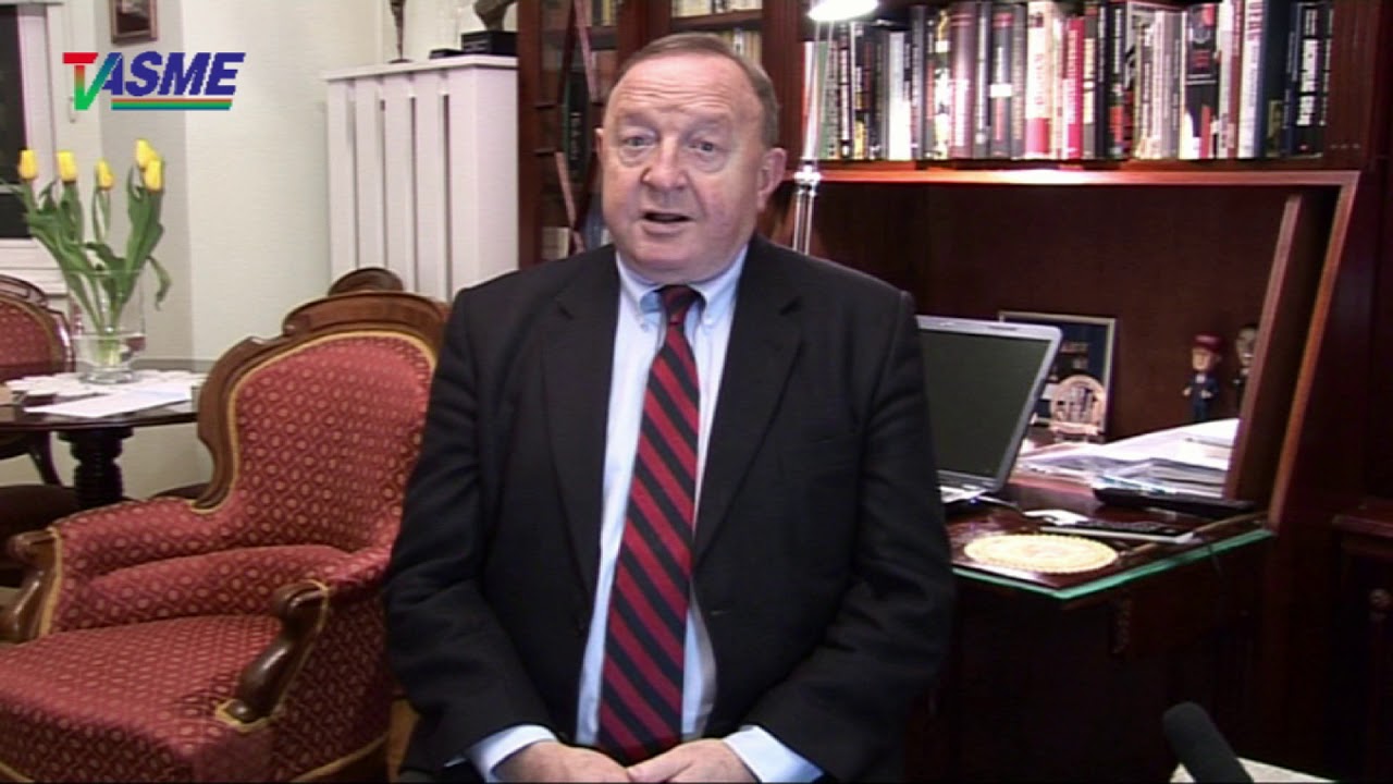 Nie ten faszysta, co faszysta, tylko ten, kogo Partia wskaże!