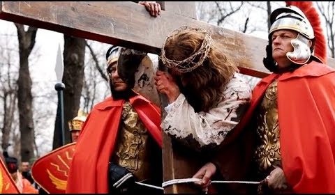 Kalwaria. Dróżki Męki i Chwały