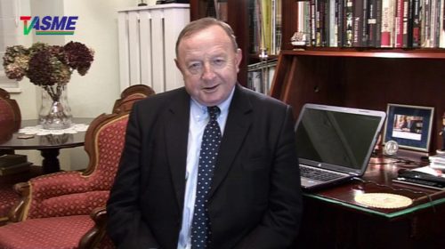 We Francji – „żółte kamizelki”, w Polsce – „konstytutki” i „konfidentki”!