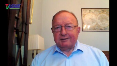 Elity mogą popełniać głupstwa, a państwa pozostają poważne