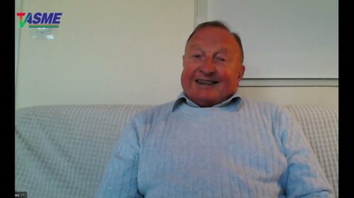 Pojawiły się na mieście fałszywe pogłoski, że obywatel Hołownia Szymon rozważa ponowne wstąpienie do klasztoru!